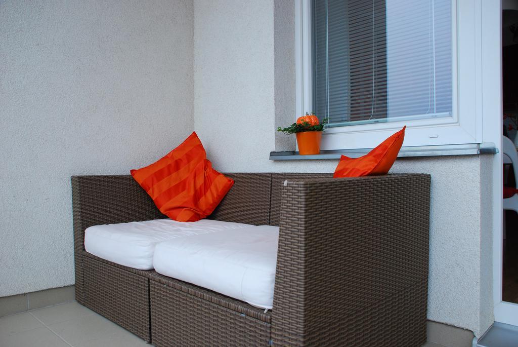 A Nice Place To Stay Apartments Prague Exterior photo